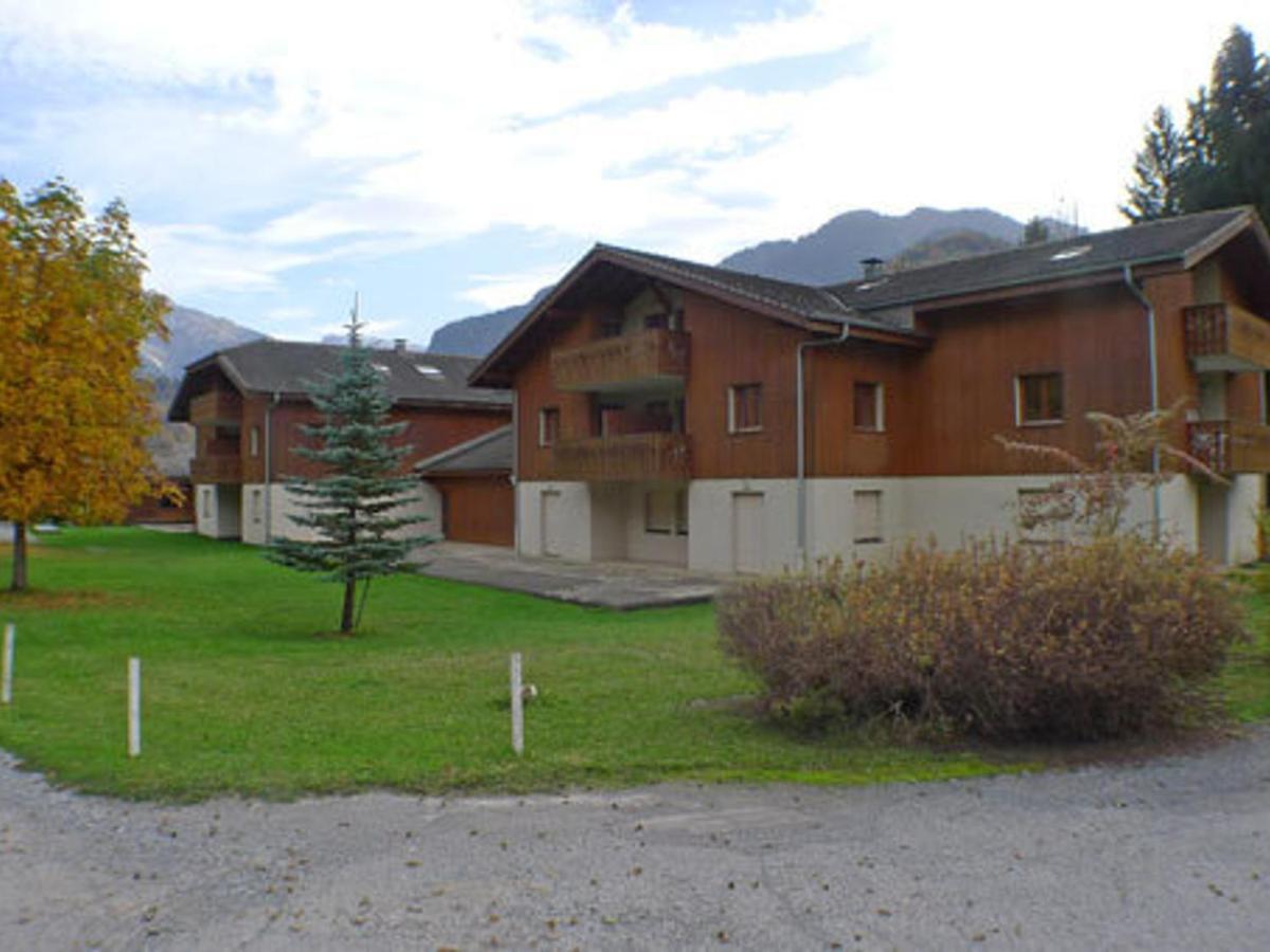 Appartement Confortable Avec Piscines, Terrasse Et Parking A Samoens - Fr-1-629-100 Екстериор снимка